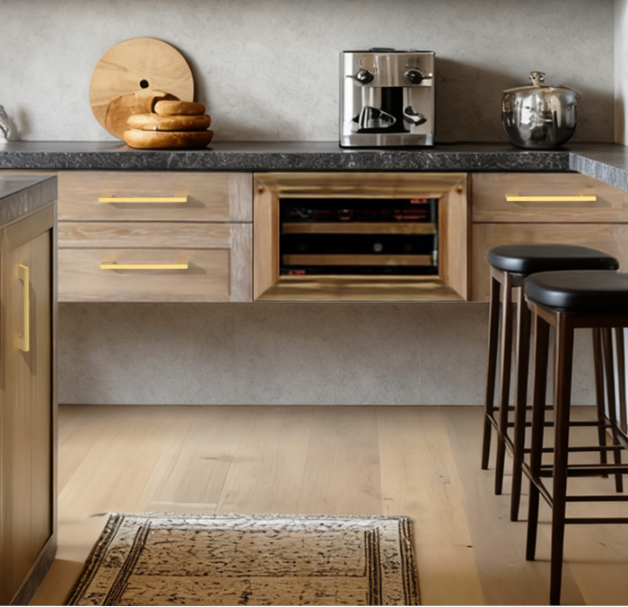 <h1><strong>Upgrade storage with practical elegance.</strong></h1>