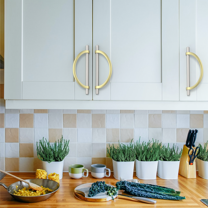 DESIGN3955 Champagne Bronze and Black Cabinet Pulls