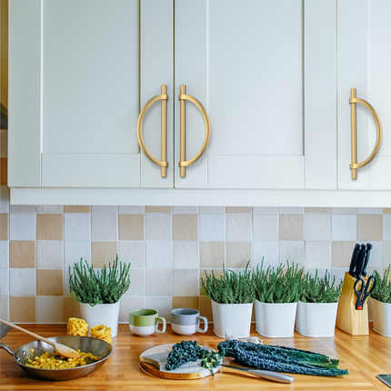 DESIGN3955 Champagne Bronze and Black Cabinet Pulls