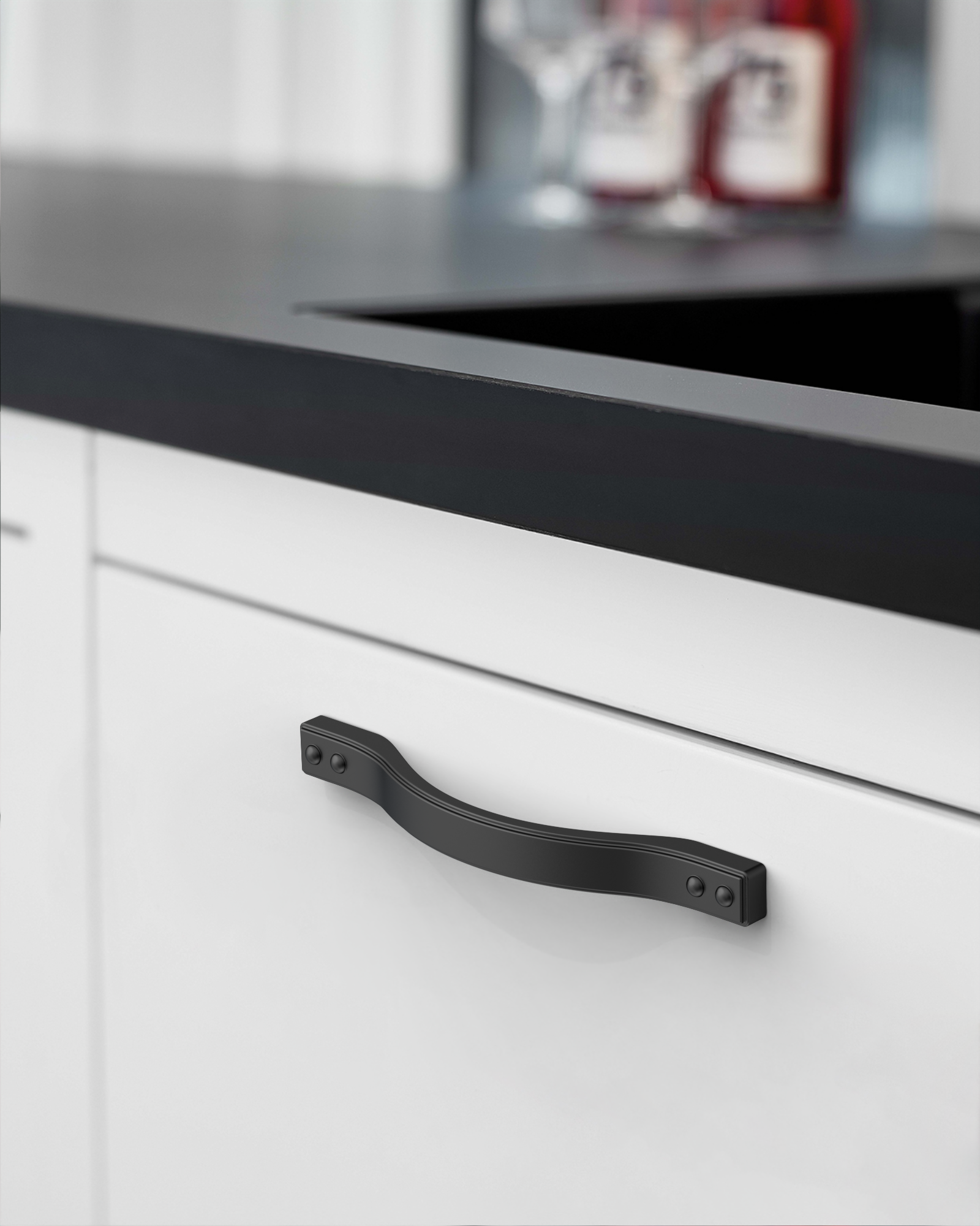 2284-White-Cabinets-with-matte-black-cabinet-handles