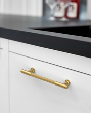 DESIGN2304 Solid Metal Reeded Bar Pull for Transitional Kitchens | 5", Brushed Satin Nickel