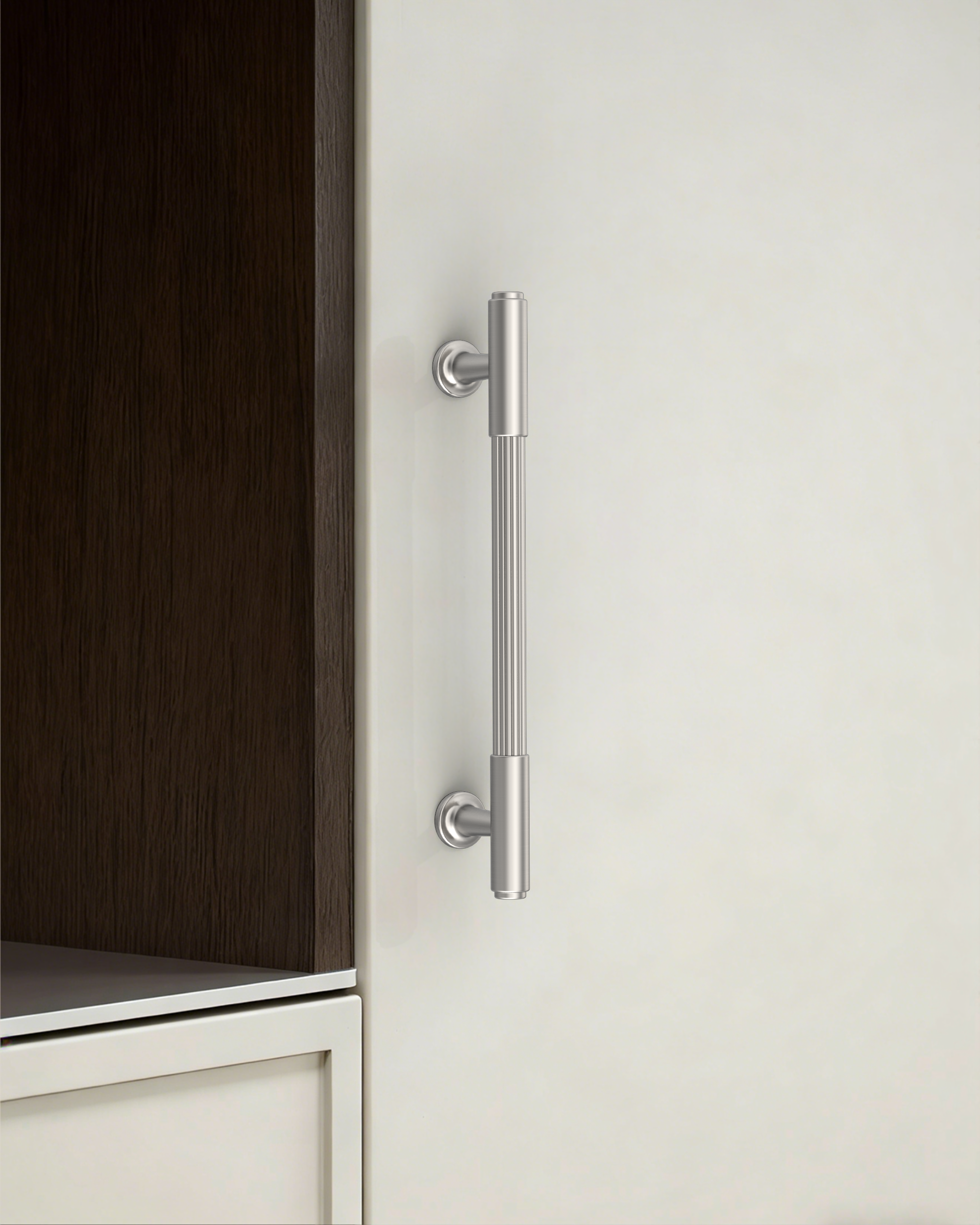 DESIGN2304 Solid Metal Reeded Bar Pull for Transitional Kitchens | 5", Brushed Satin Nickel