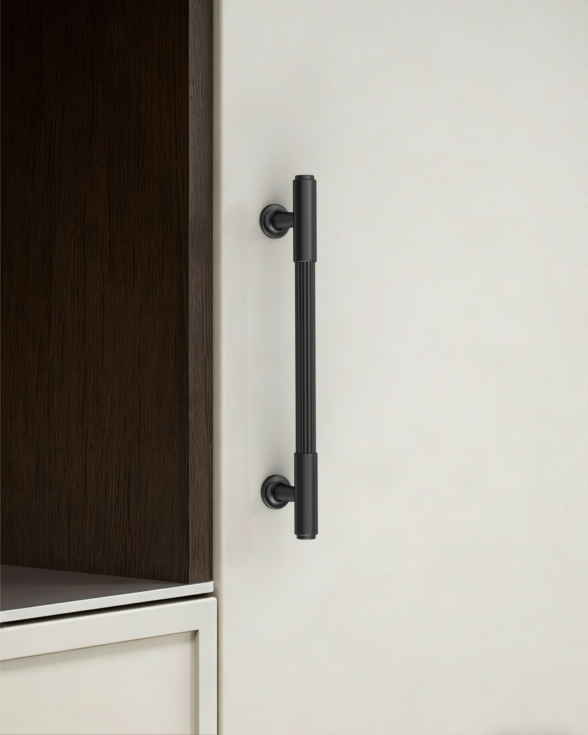 DESIGN2304 Solid Metal Reeded Bar Pull for Transitional Kitchens | 5", Brushed Satin Nickel