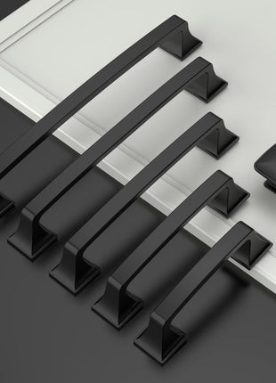 DESIGN2461 Matte Black Solid Handles