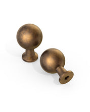 3307-antique-brass-cabinet-knobs-2