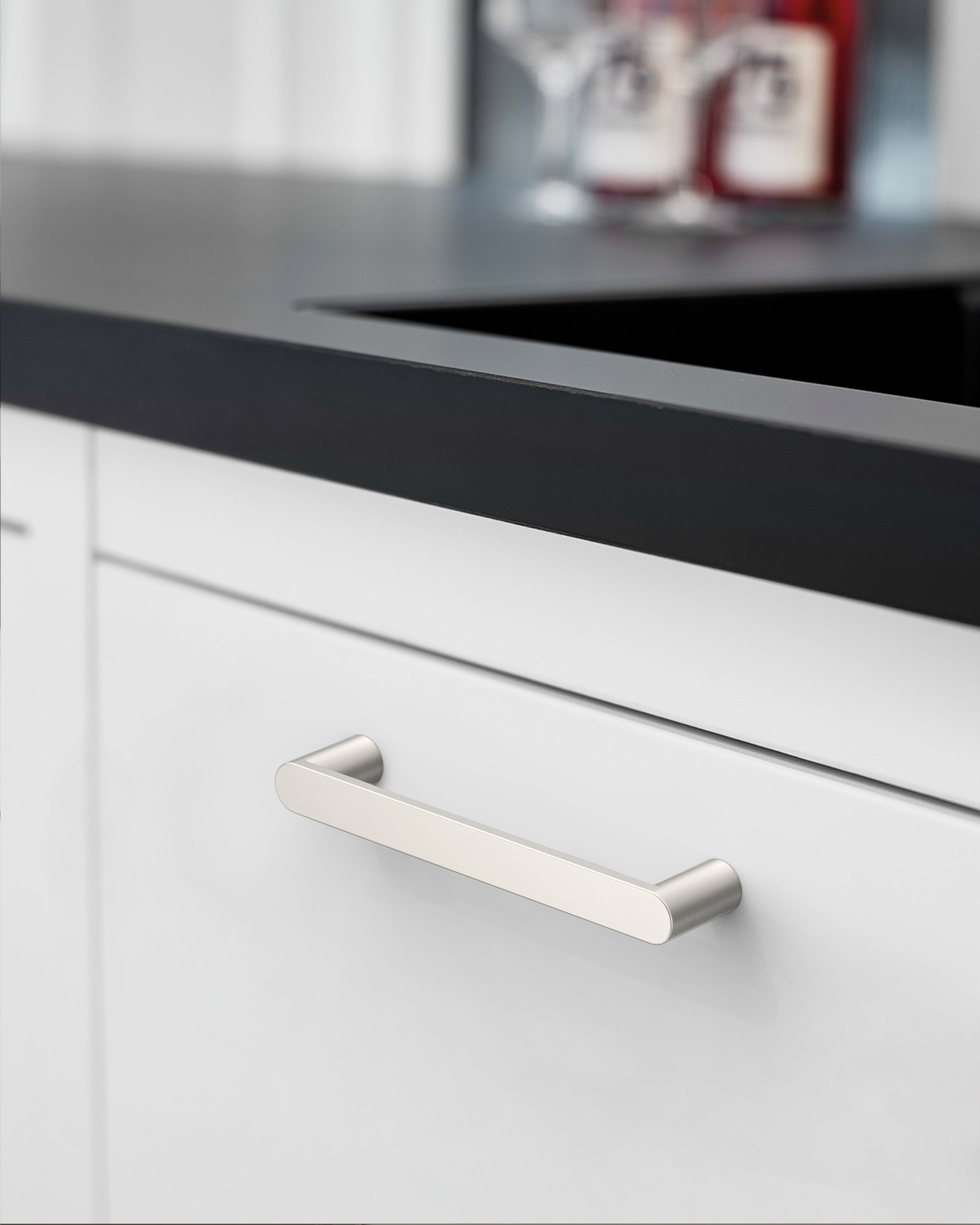 DESIGN3644 Minimalist Matte Black Cabinet Handles –  Easy Installation, Durable & Long-Lasting
