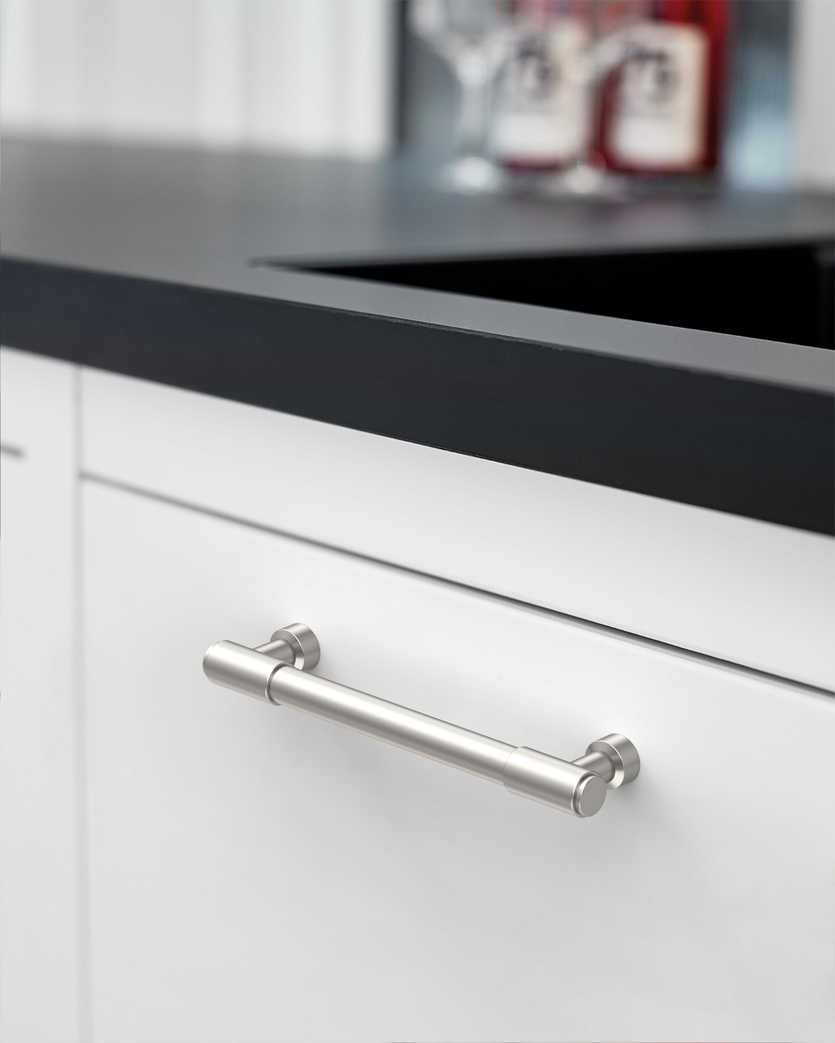 DESIGN4592 Matte Black Stepped Cabinet Handles | Heavy-Duty Modern Cylindrical Pulls (5" / 128mm)