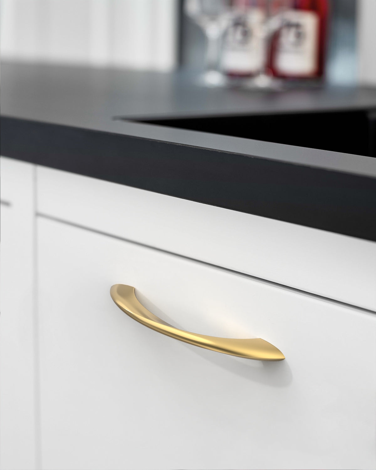 DESIGN2554 Brushed Gold Cabinet Pulls – Modern Luxe, Twisted Bar & Arched Bow for Modern Kitchen
