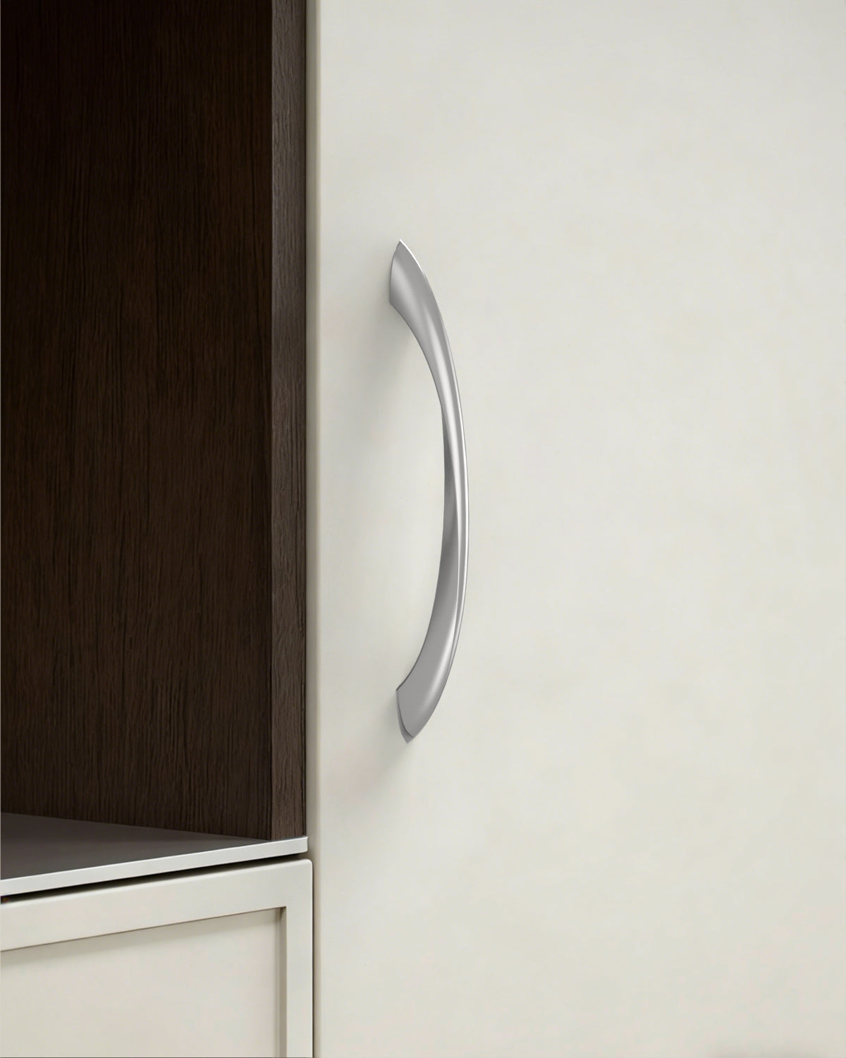 DESIGN2554 Brushed Gold Cabinet Pulls – Modern Luxe, Twisted Bar & Arched Bow for Modern Kitchen