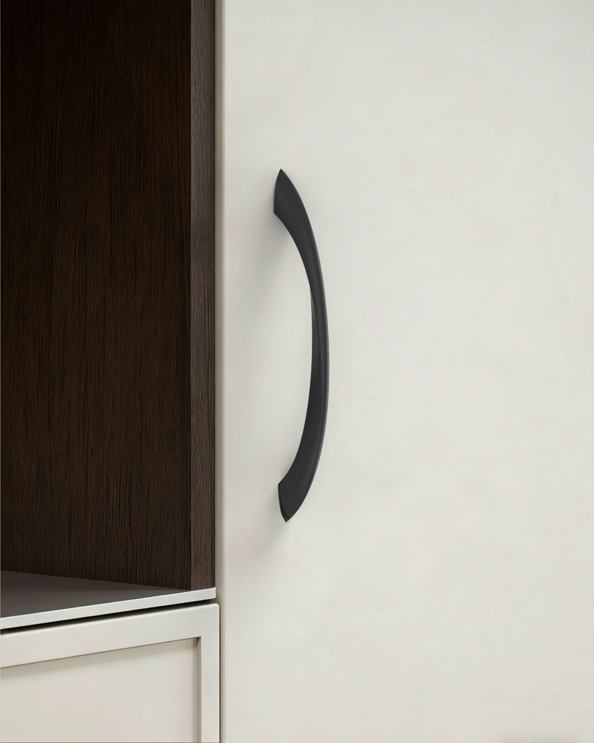 DESIGN2554 Brushed Gold Cabinet Pulls – Modern Luxe, Twisted Bar & Arched Bow for Modern Kitchen