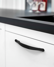 DESIGN2792 Vintage Scrolled Arch Cabinet Pulls