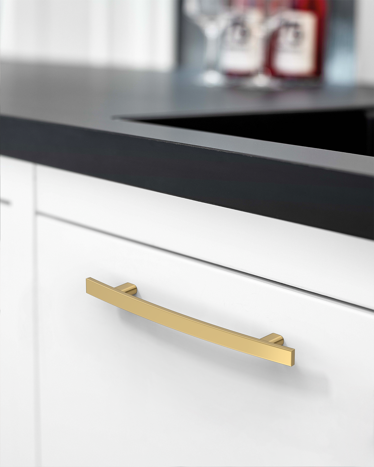 DESIGN3046 Warm Minimalist Flat Bar Cabinet T-Pulls