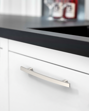 DESIGN3046 Warm Minimalist Flat Bar Cabinet T-Pulls