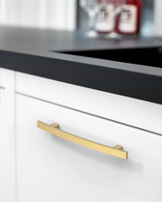 DESIGN3046 Warm Minimalist Flat Bar Cabinet T-Pulls