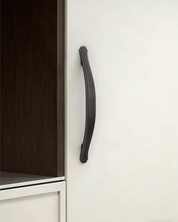 DESIGN2792 Vintage Scrolled Arch Cabinet Pulls