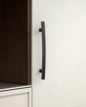DESIGN3046 Warm Minimalist Flat Bar Cabinet T-Pulls