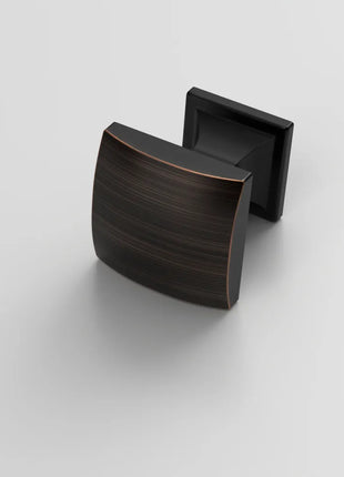 DESIGN2461 Oil Rubbed Bronze Solid Knob