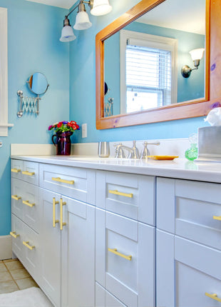 DESIGN3273 Brushed Brass Cabinet Pulls