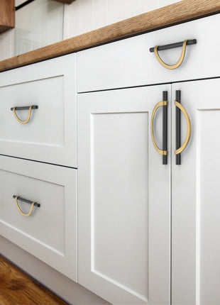 DESIGN3955 Champagne Bronze and Black Cabinet Pulls