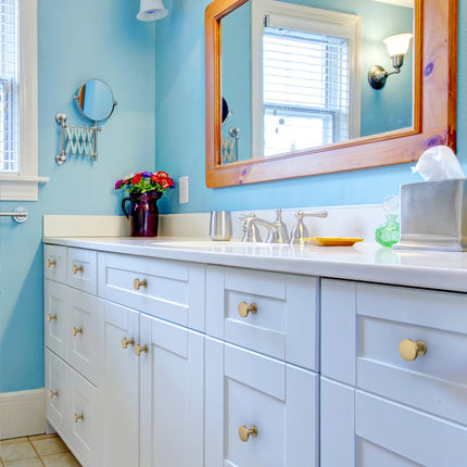 DESIGN2028 Brushed Brass Solid Knobs