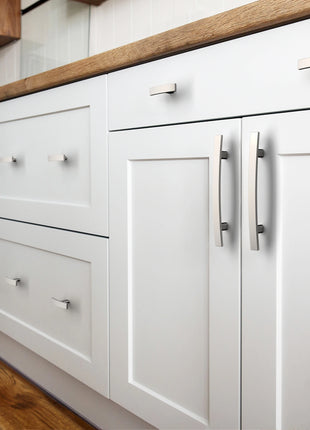 DESIGN3046 Brushed Satin Nickel Solid Knob