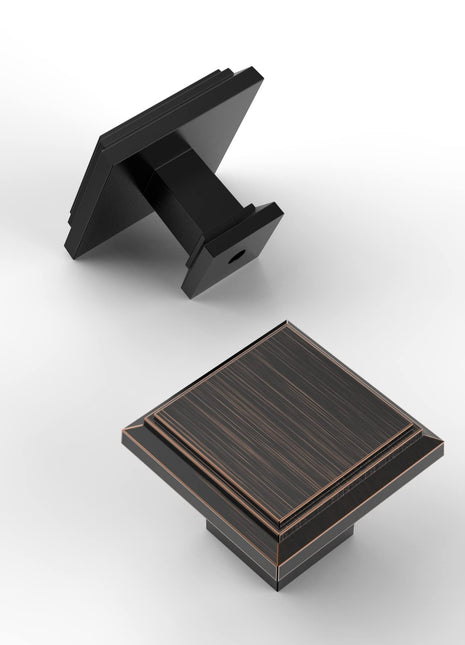DESIGN2044 Oil Rubbed Bronze Solid Knobs